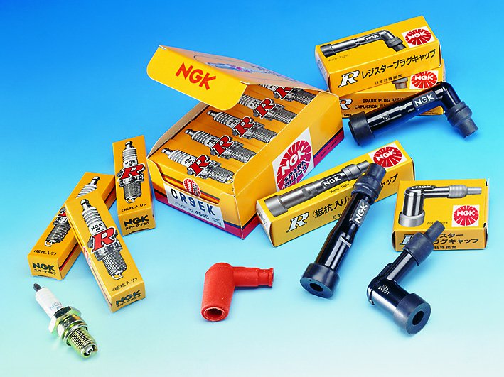 Zündkerzen Zündkabel Kontakte Kondensatoren Motorrad