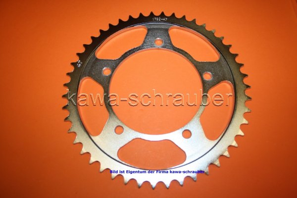 Kettenblatt / Ritzel hinten 47 Zähne Triumph 600 Speed Four (geänderte Übersetzung)