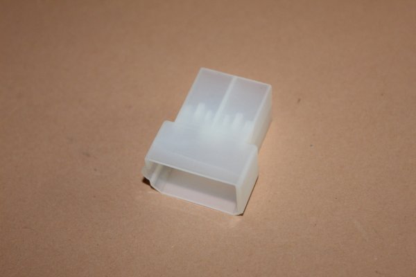 Gehäuse weiblich 4-polig weiß Hella für 6,3mm Stecker