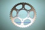 Kettenblatt / Ritzel hinten 45 Zähne Kawasaki 650 Versys (geänderte Übersetzung) Kettenblatt / Ritzel hinten 45 Zähne Kawasaki 650 Versys (geänderte Übersetzung)